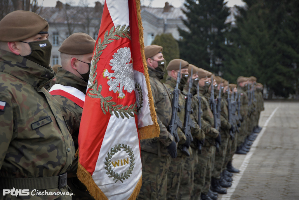 Przysięga wojskowa to nie tylko słowa  Roty przysięgi, ale przed wszystkim akt oddania wobec Ojczyzny