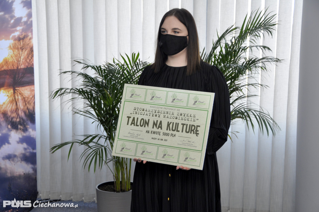 W starostwie podpisano umowy na realizację zadań