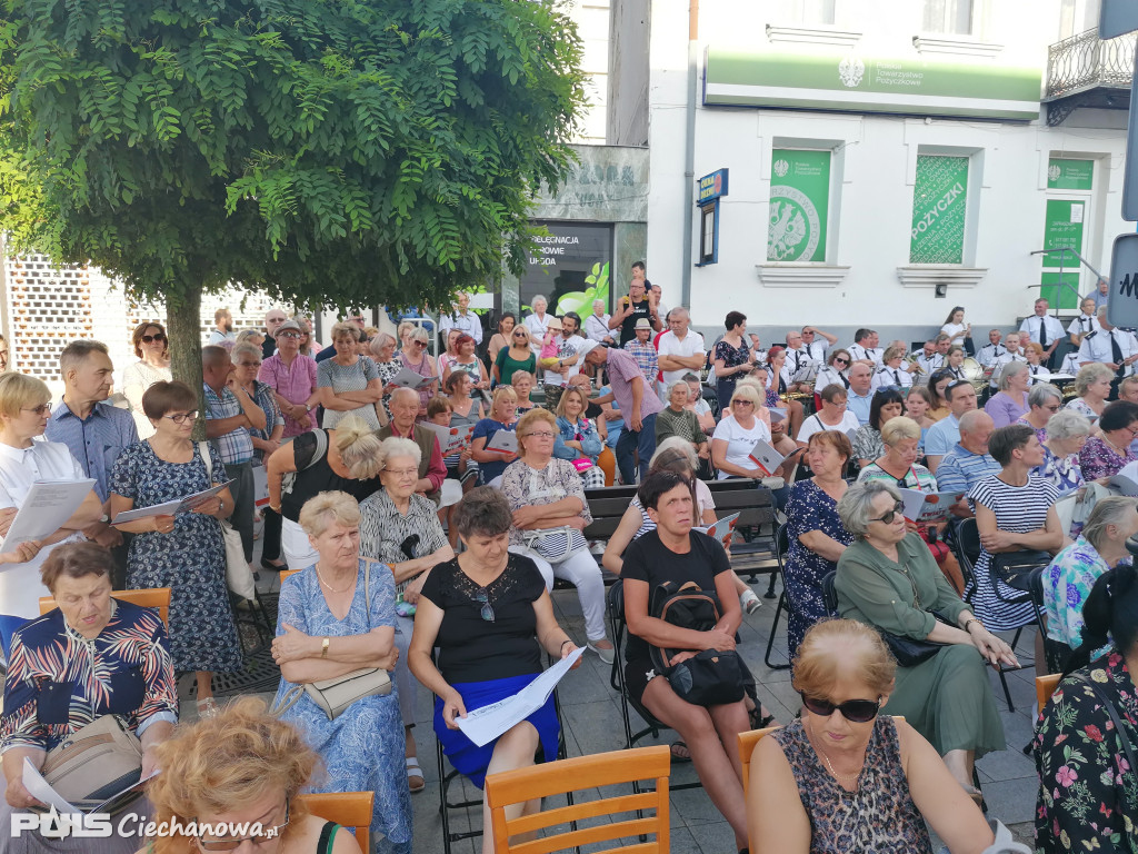 Polskie Kwiaty na ciechanowskim deptaku