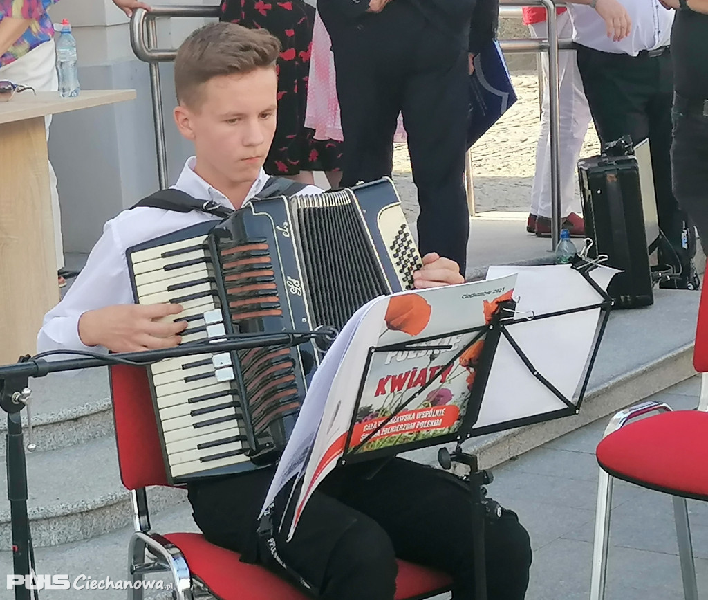 Polskie Kwiaty na ciechanowskim deptaku
