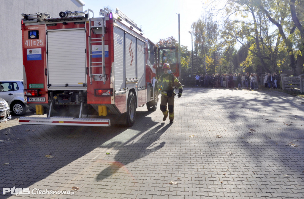 W piwnicy Medycznej Szkoły Policealnej wybuchł pożar