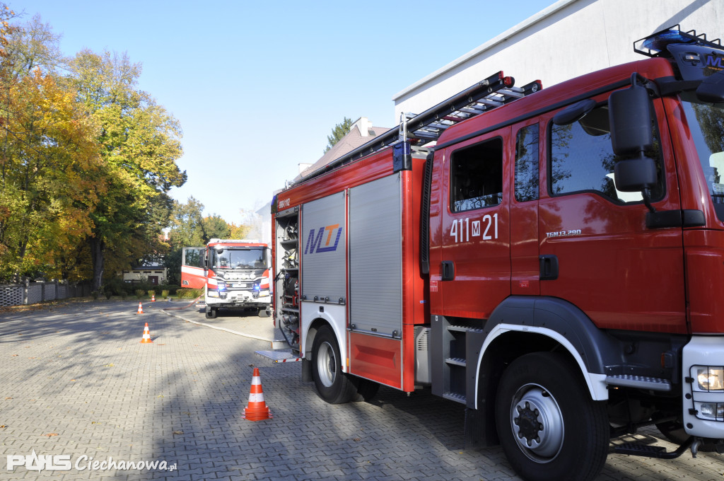 W piwnicy Medycznej Szkoły Policealnej wybuchł pożar