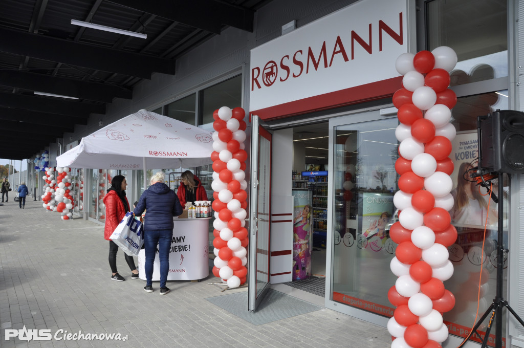 Centrum Handlowe we Władysławowie rozwinęło skrzydła!