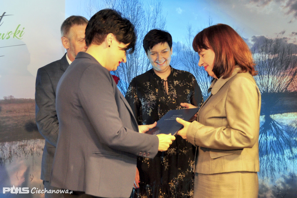 Nagrody Starosty dla nauczycieli zostały wręczone