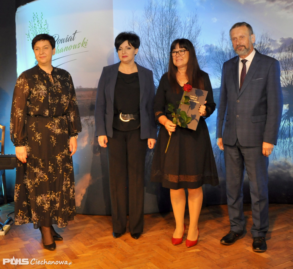 Nagrody Starosty dla nauczycieli zostały wręczone