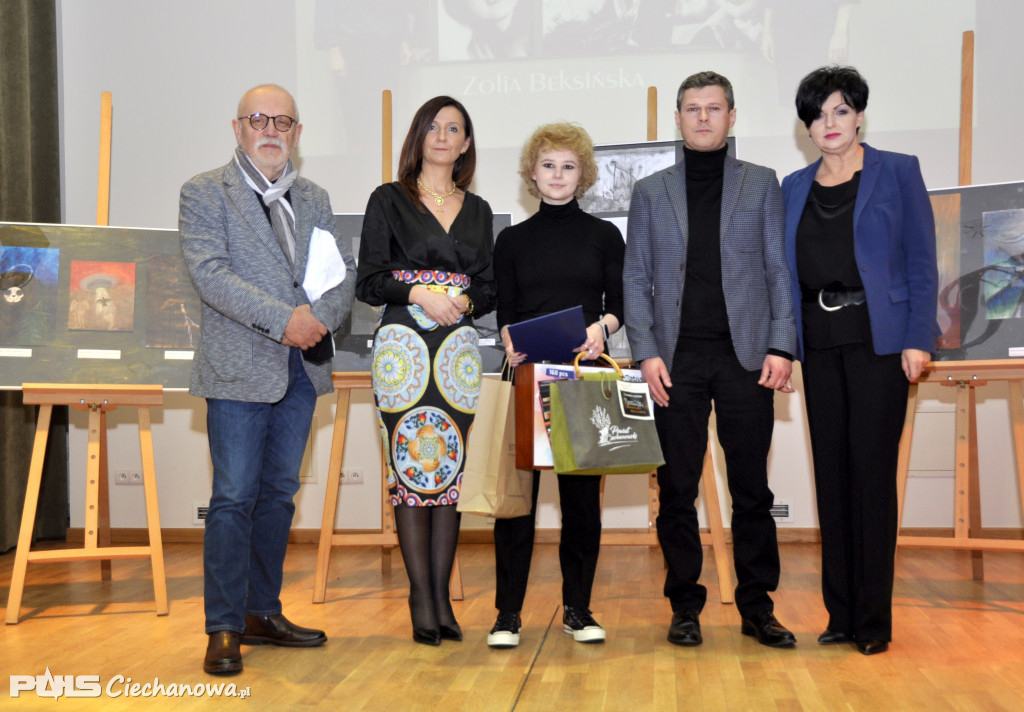 Beksiński opuścił Opinogórę. Finisaż wystawy!