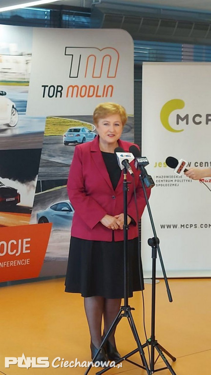 Kierowcy skorzystają ze szkoleń na Torze Modlin