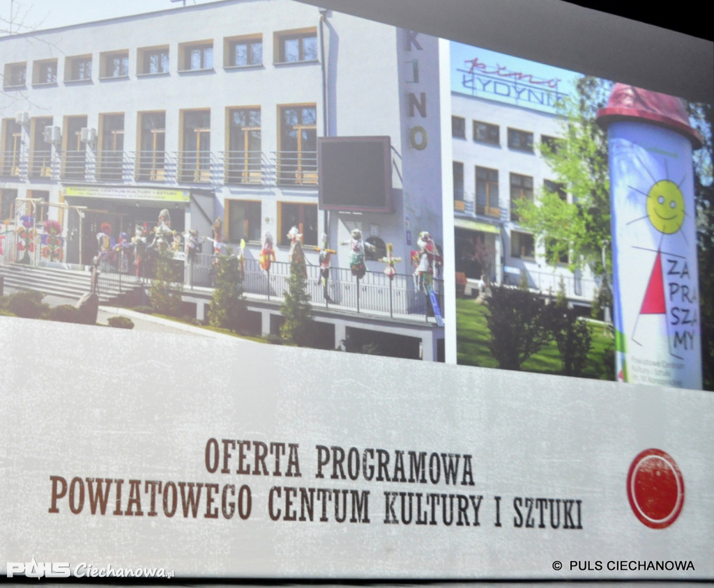Wręczono Stypendia Starosty Ciechanowskiego