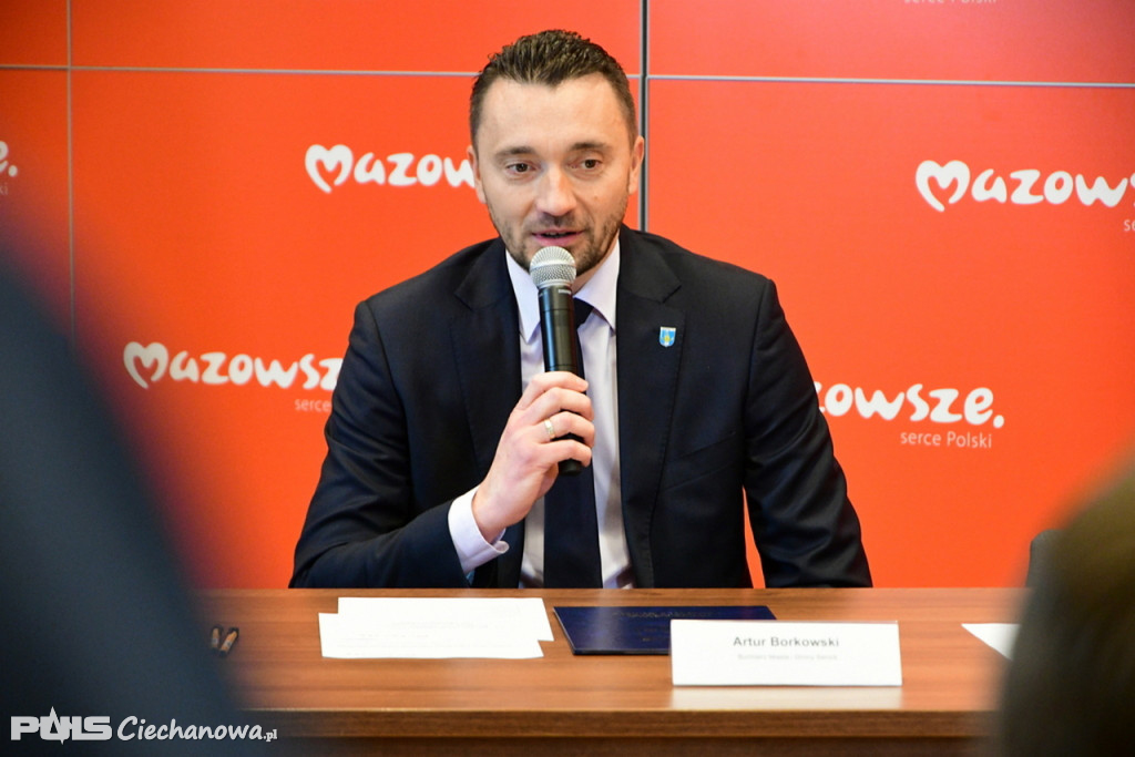	Z Warszawy przez Zegrze do Przasnysza koleją? To możliwe! Umowa podpisana
