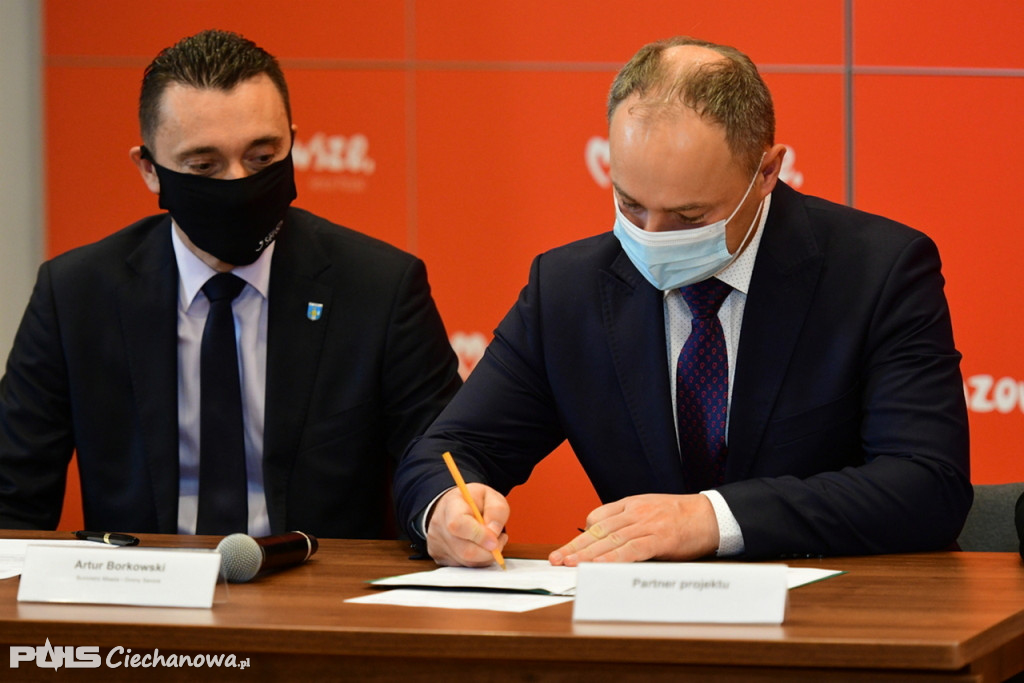 	Z Warszawy przez Zegrze do Przasnysza koleją? To możliwe! Umowa podpisana