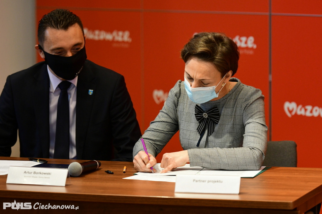 	Z Warszawy przez Zegrze do Przasnysza koleją? To możliwe! Umowa podpisana