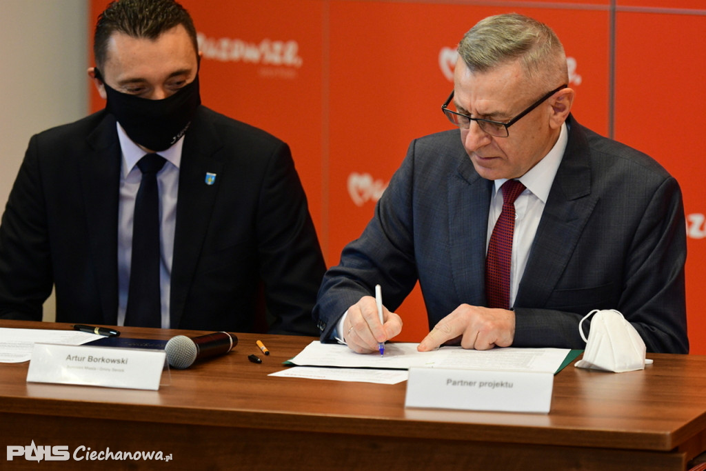 	Z Warszawy przez Zegrze do Przasnysza koleją? To możliwe! Umowa podpisana