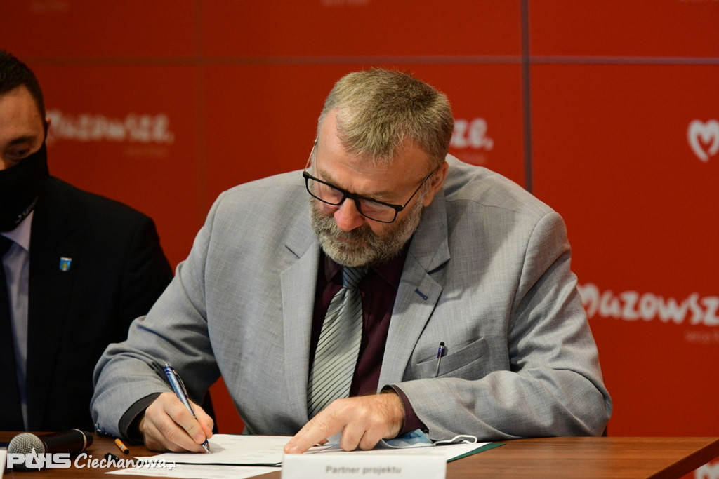 	Z Warszawy przez Zegrze do Przasnysza koleją? To możliwe! Umowa podpisana
