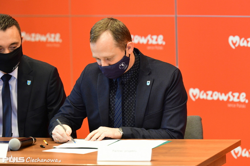 	Z Warszawy przez Zegrze do Przasnysza koleją? To możliwe! Umowa podpisana