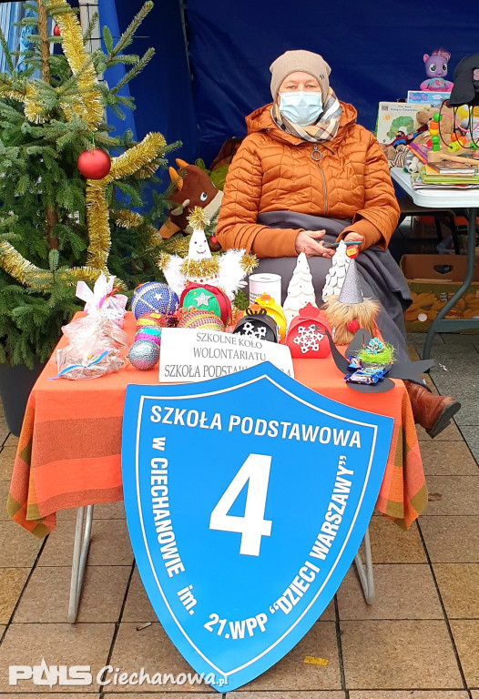 Świąteczny Jarmark przed Ratuszem