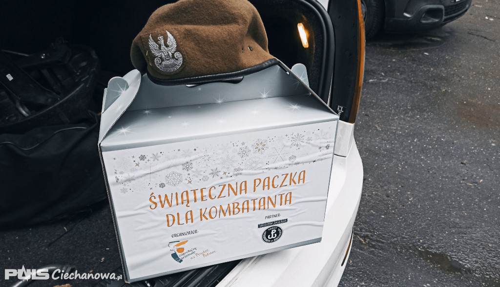Mikołaje w mundurach