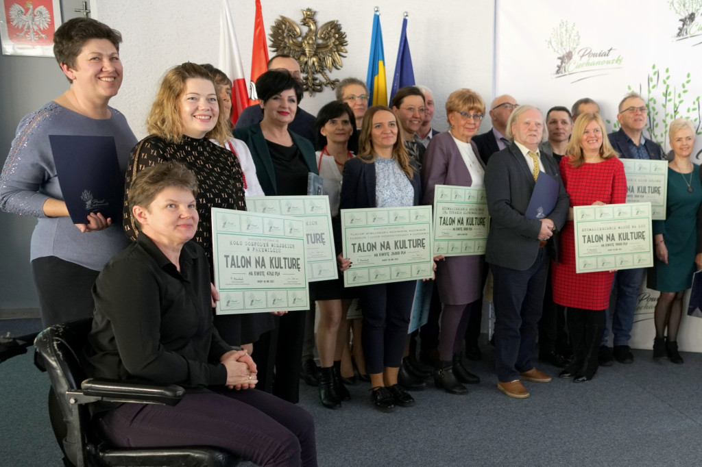 Starosta rozdała talony na zadania publiczne