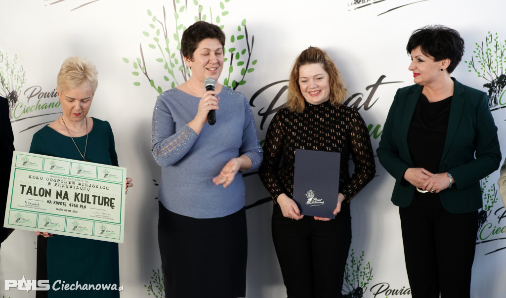 Starosta rozdała talony na zadania publiczne