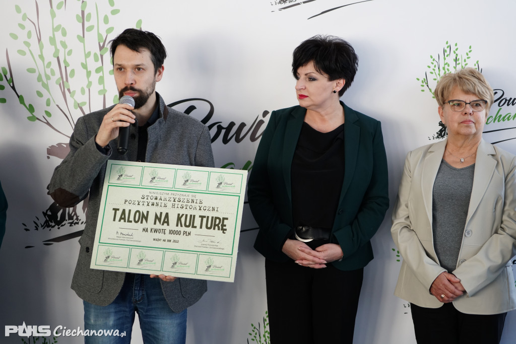 Starosta rozdała talony na zadania publiczne