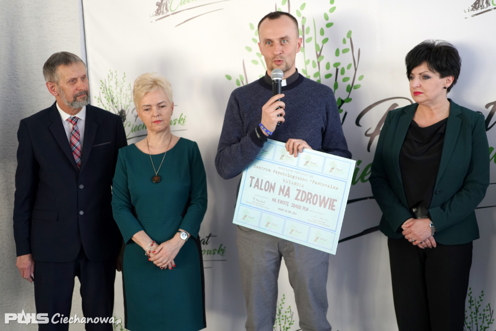Starosta rozdała talony na zadania publiczne