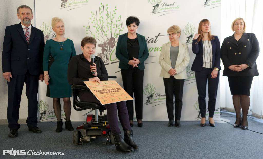 Starosta rozdała talony na zadania publiczne
