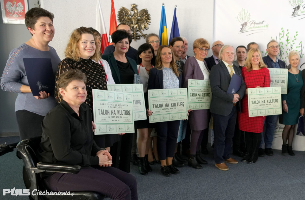 Starosta rozdała talony na zadania publiczne