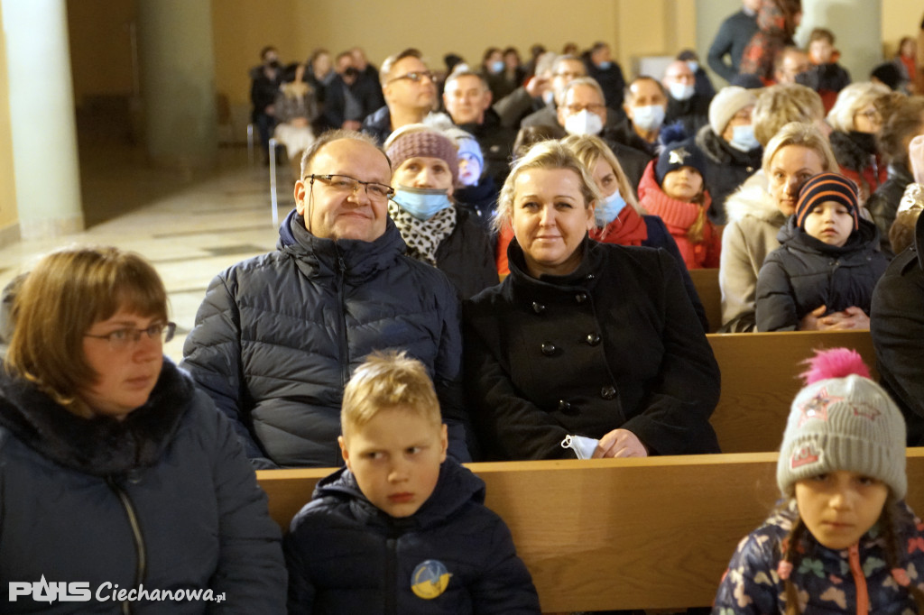 Śpiewali i grali dla Ukrainy