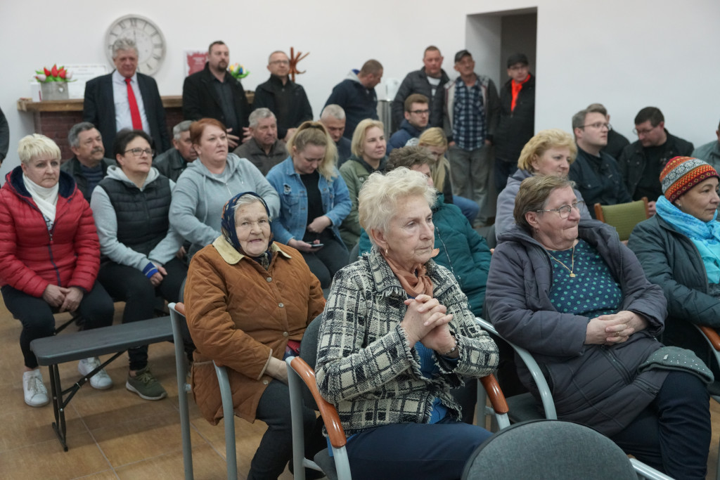 Spotkanie starosty z mieszkańcami Rydzewa