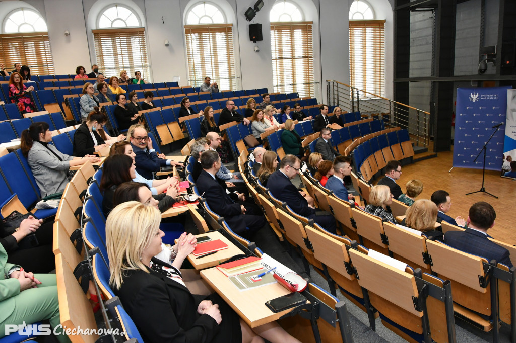 UW i samorząd województwa uruchamiają nowe studia
