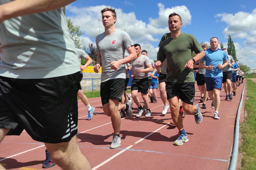 Mistrzyni lekkiej atletyki trenowała terytorialsów