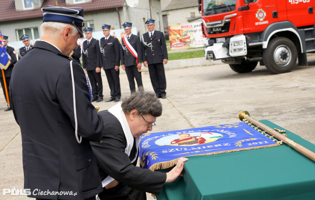 Odnowienie sztandaru OSP w Szulmierzu