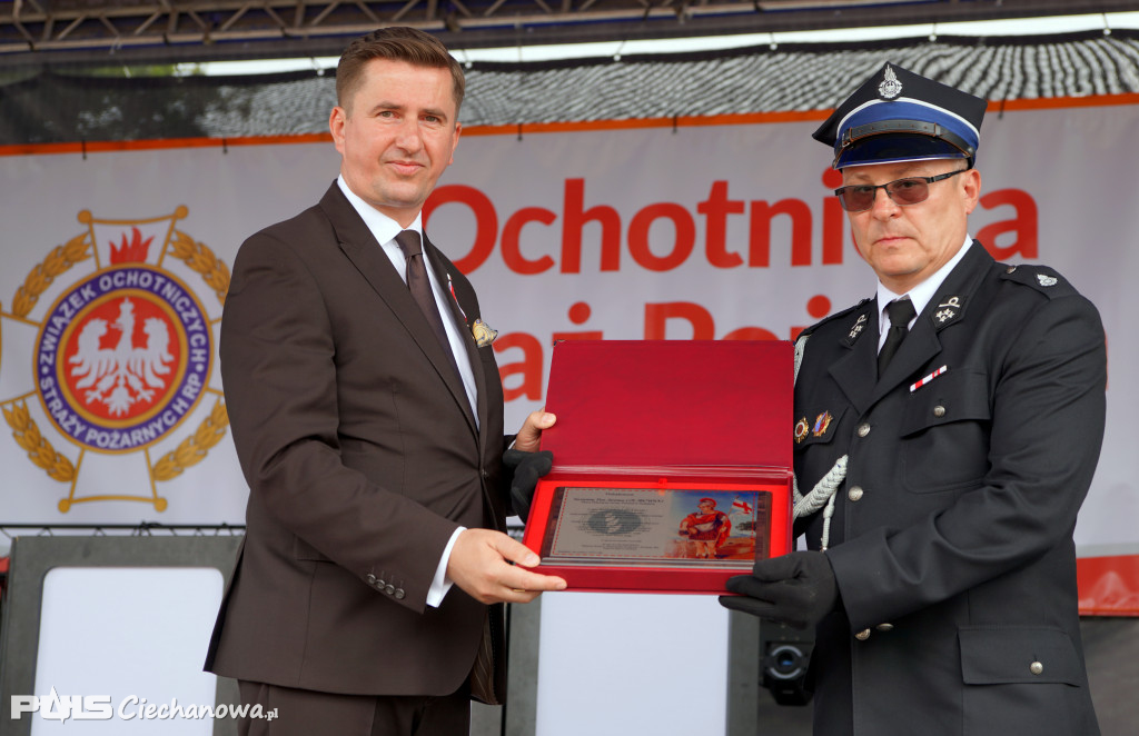 Odnowienie sztandaru OSP w Szulmierzu