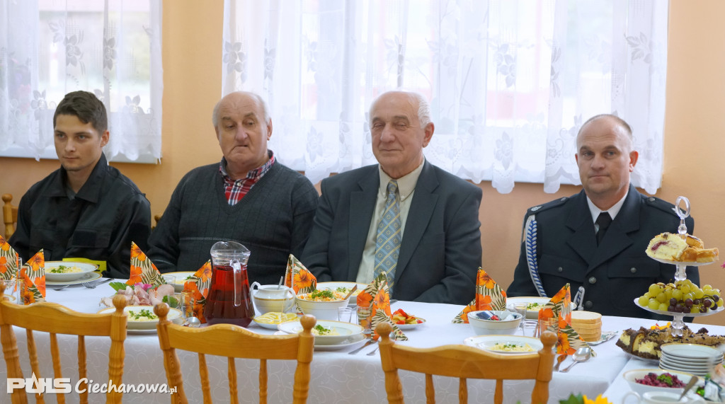 Spotkanie Klubu Seniora i strażaków OSP Ościsłowo