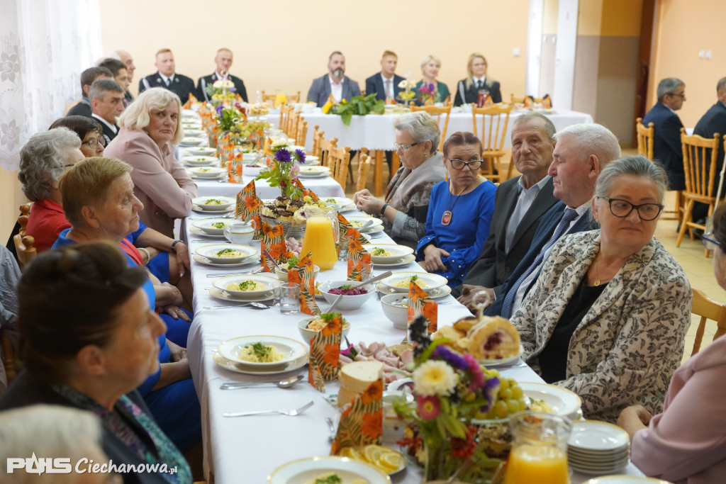 Spotkanie Klubu Seniora i strażaków OSP Ościsłowo