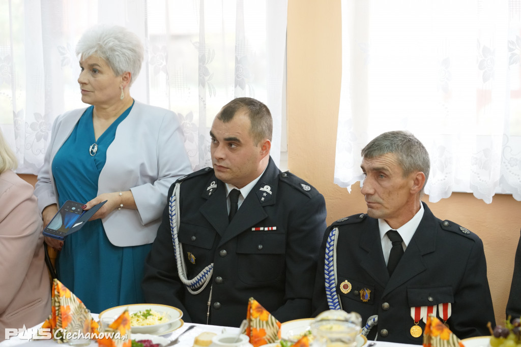 Spotkanie Klubu Seniora i strażaków OSP Ościsłowo