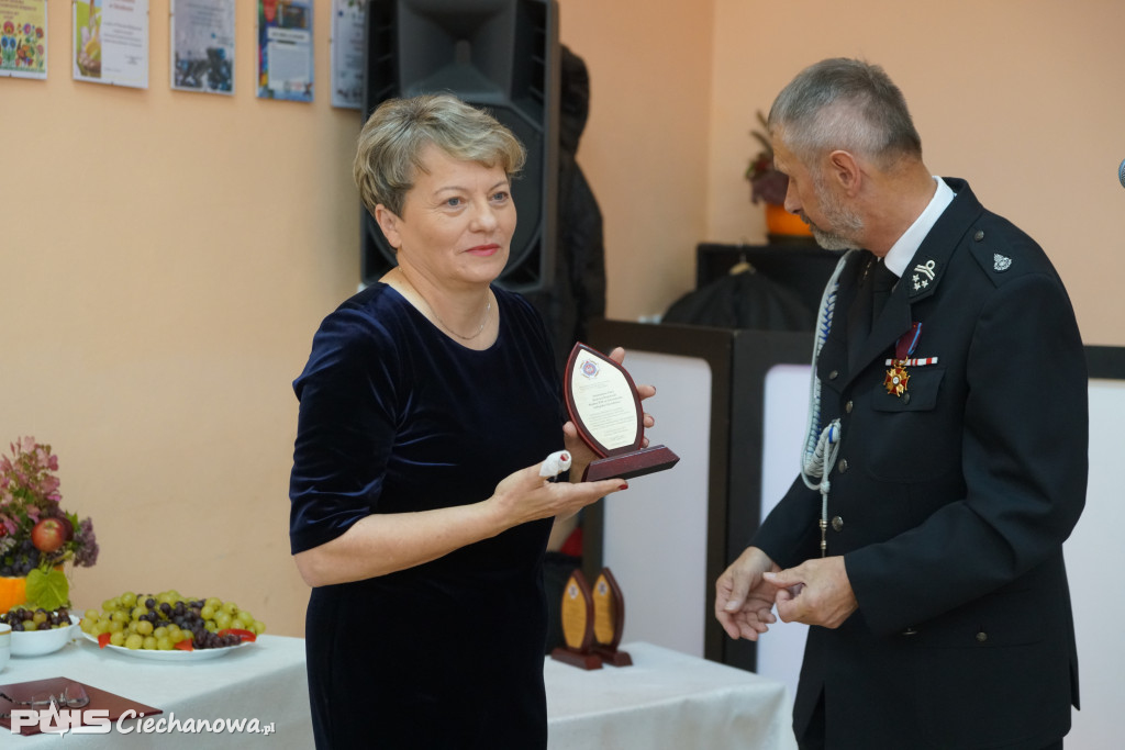 Spotkanie Klubu Seniora i strażaków OSP Ościsłowo