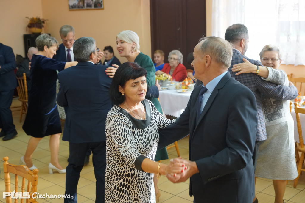 Spotkanie Klubu Seniora i strażaków OSP Ościsłowo