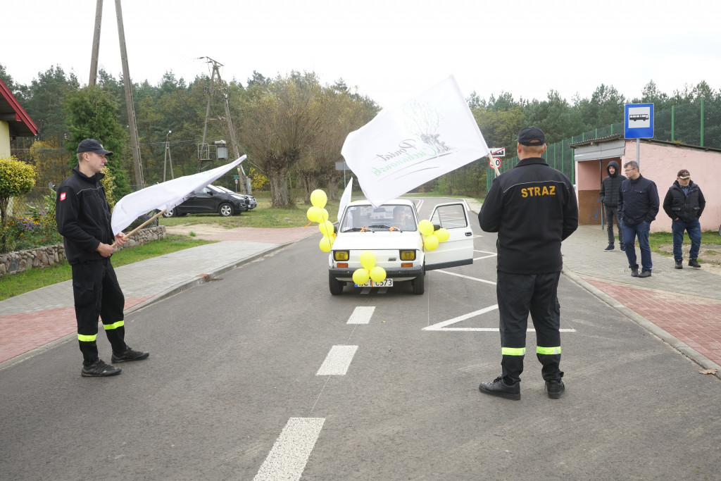 Otwarcie przebudowanej drogi w Rydzewie