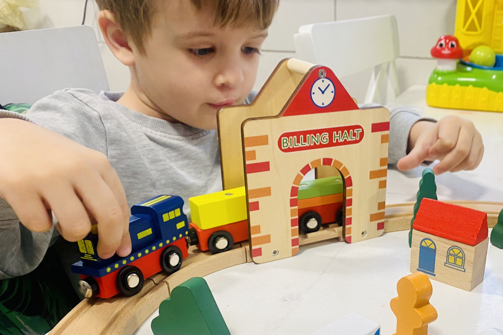 Kindero zrobiło krok do świata