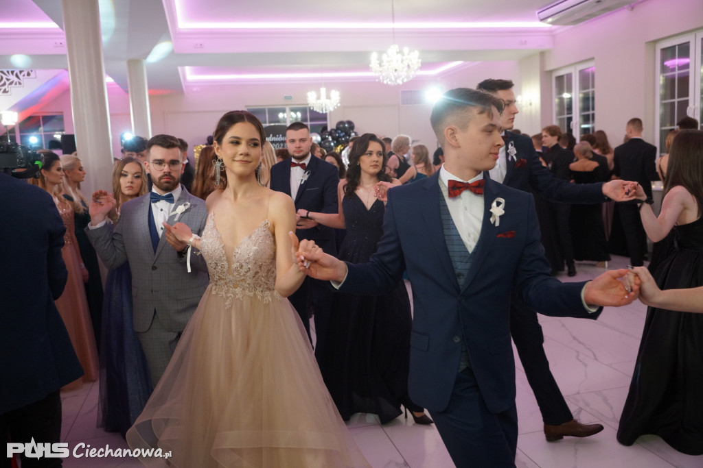 Studniówka 2023 w I liceum Ogólnokształcącym
