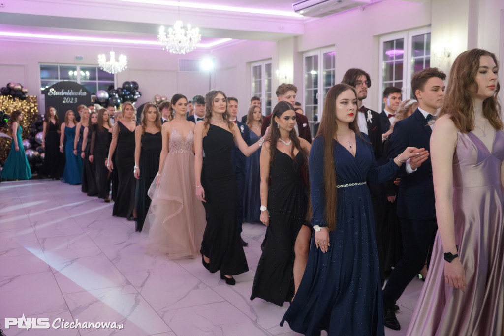 Studniówka 2023 w I liceum Ogólnokształcącym