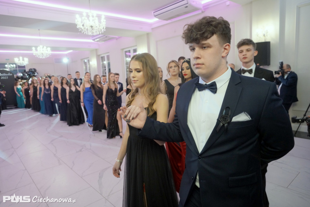 Studniówka 2023 w I liceum Ogólnokształcącym