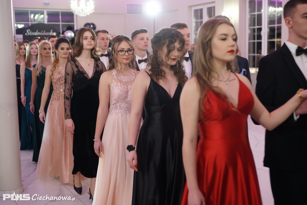 Studniówka 2023 w I liceum Ogólnokształcącym