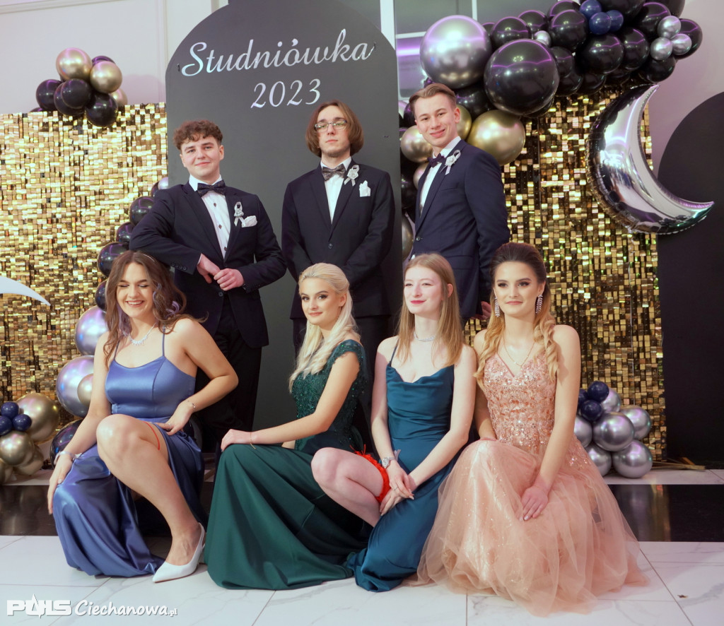 Studniówka 2023 w I liceum Ogólnokształcącym