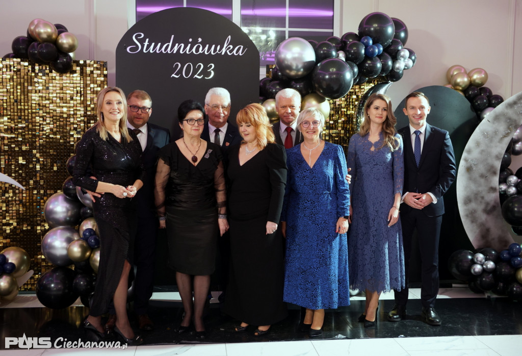 Studniówka 2023 w I liceum Ogólnokształcącym