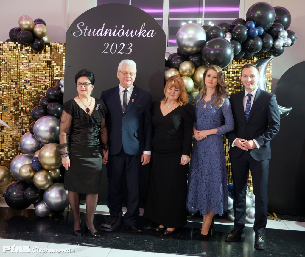 Studniówka 2023 w I liceum Ogólnokształcącym