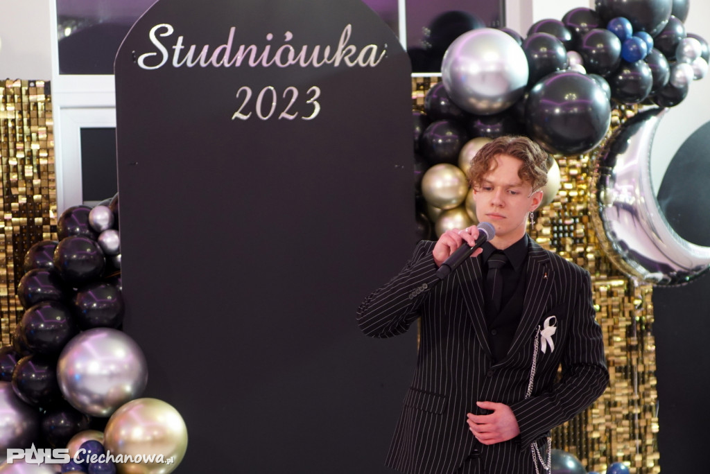 Studniówka 2023 w I liceum Ogólnokształcącym