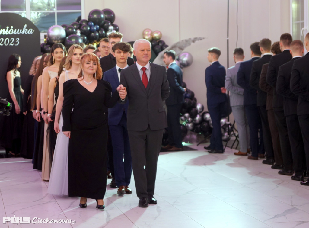 Studniówka 2023 w I liceum Ogólnokształcącym
