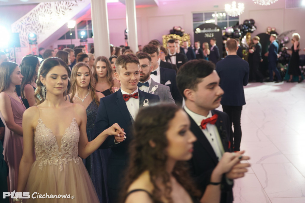Studniówka 2023 w I liceum Ogólnokształcącym
