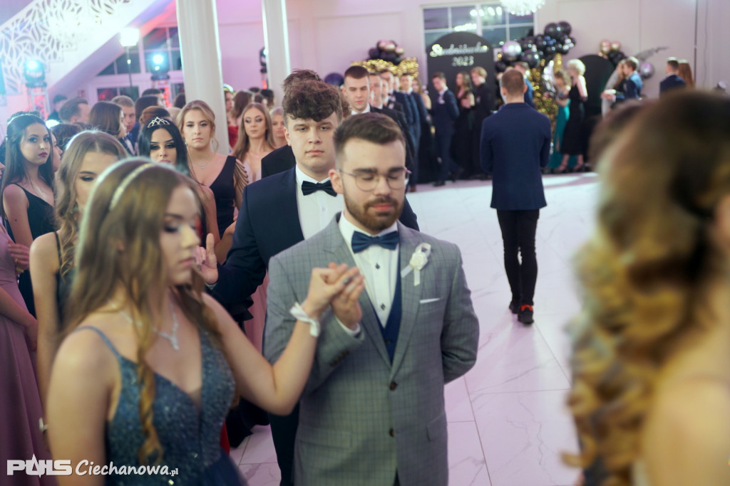 Studniówka 2023 w I liceum Ogólnokształcącym